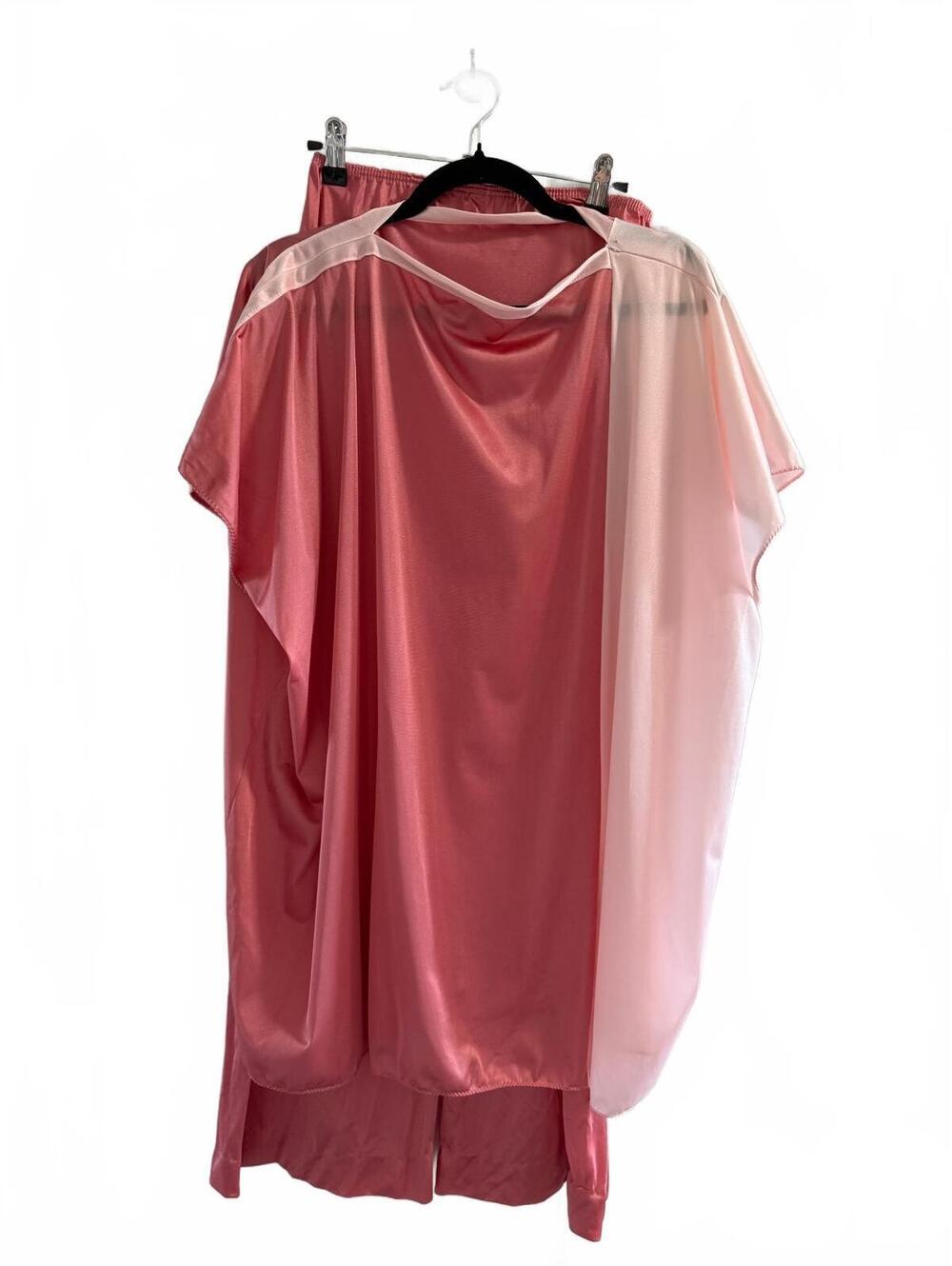 Vintage Queen’s Way to Fashion Pink Satin Lounge Set Women’s M Two Piece